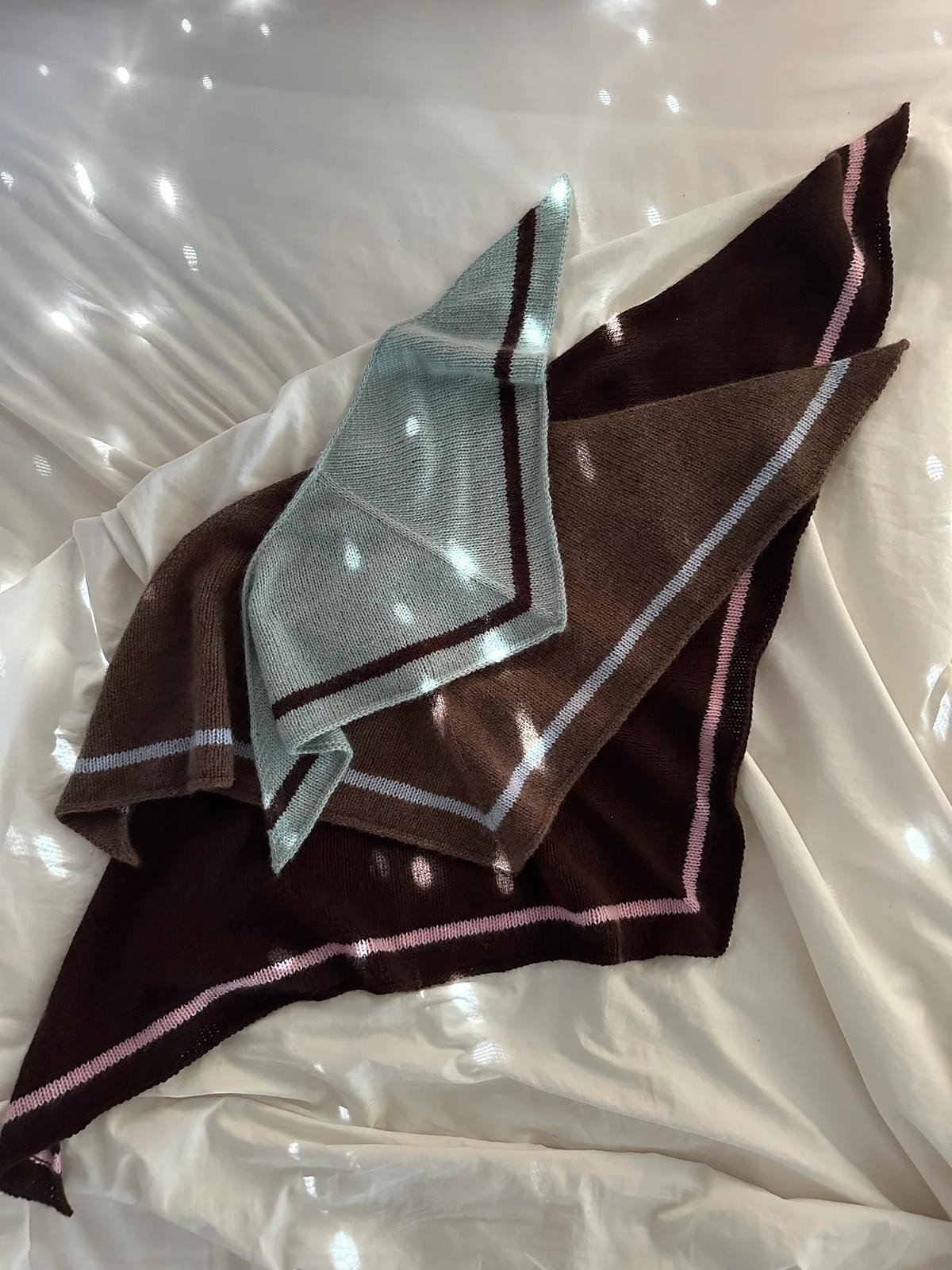 Кашемировый платок спицами