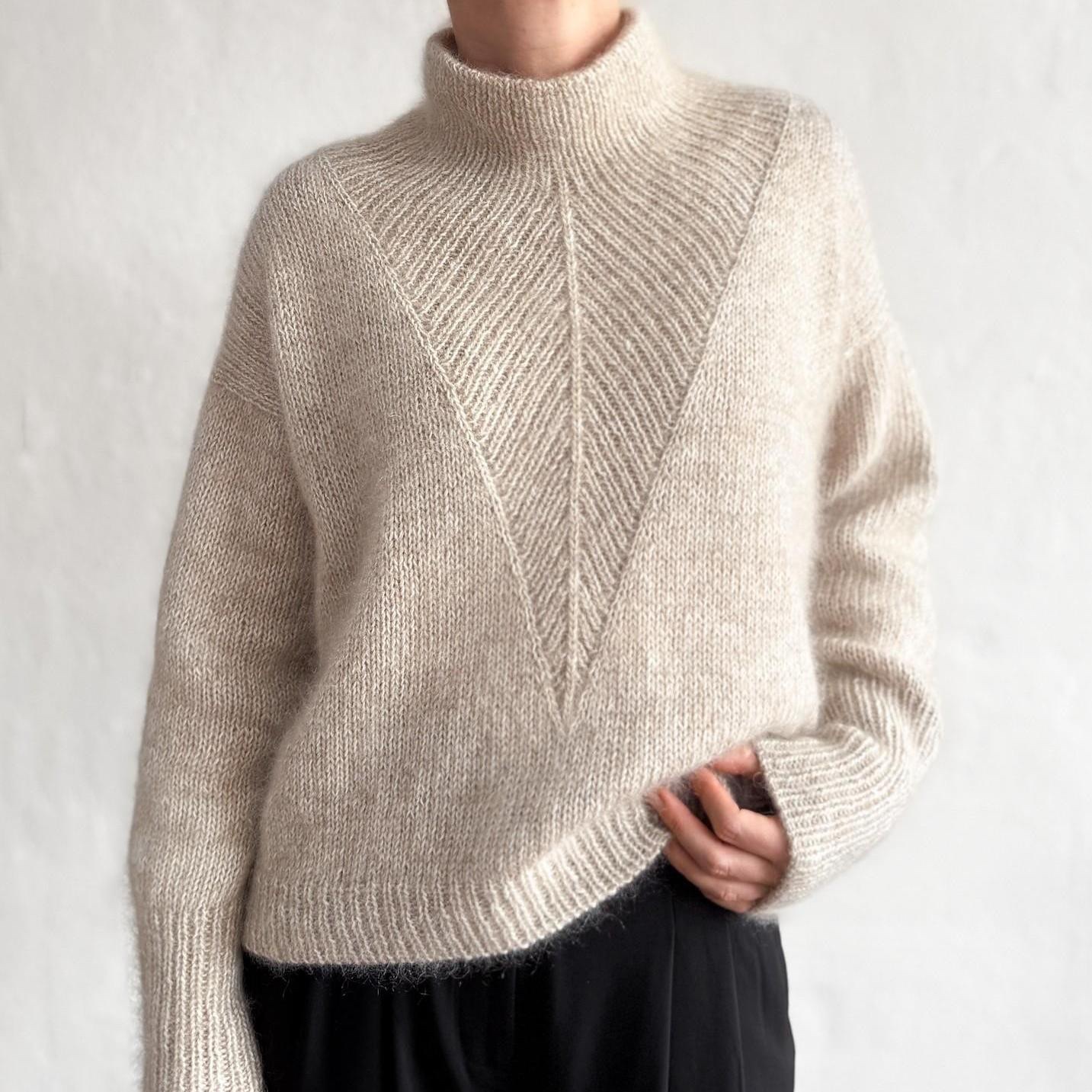 Элегантный свитер с красивой горловиной и высоким воротником Arrow, вязаный спицами сверху