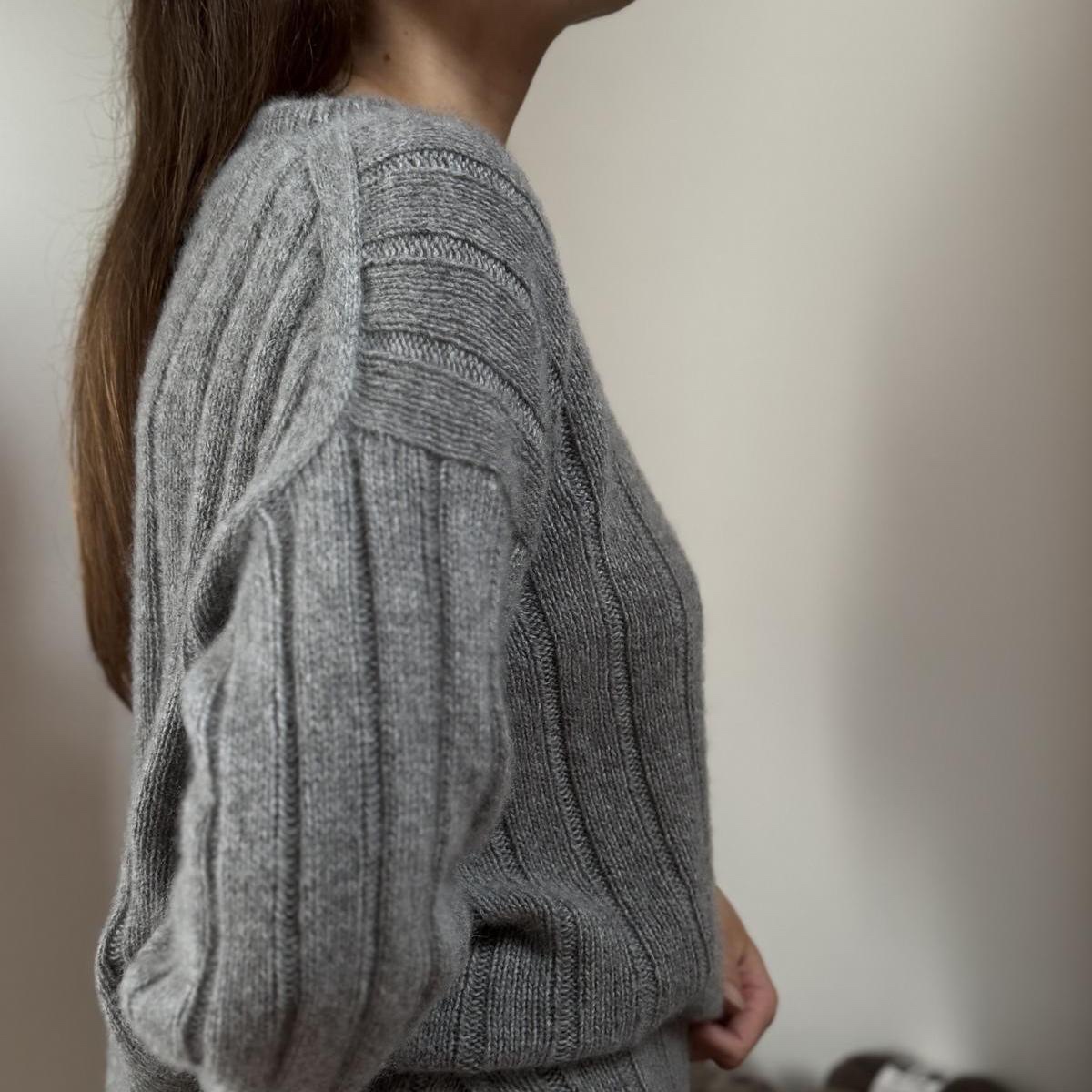 Кашемировый свитер-оверсайз с японским плечом Boston, вязаный спицами сверху