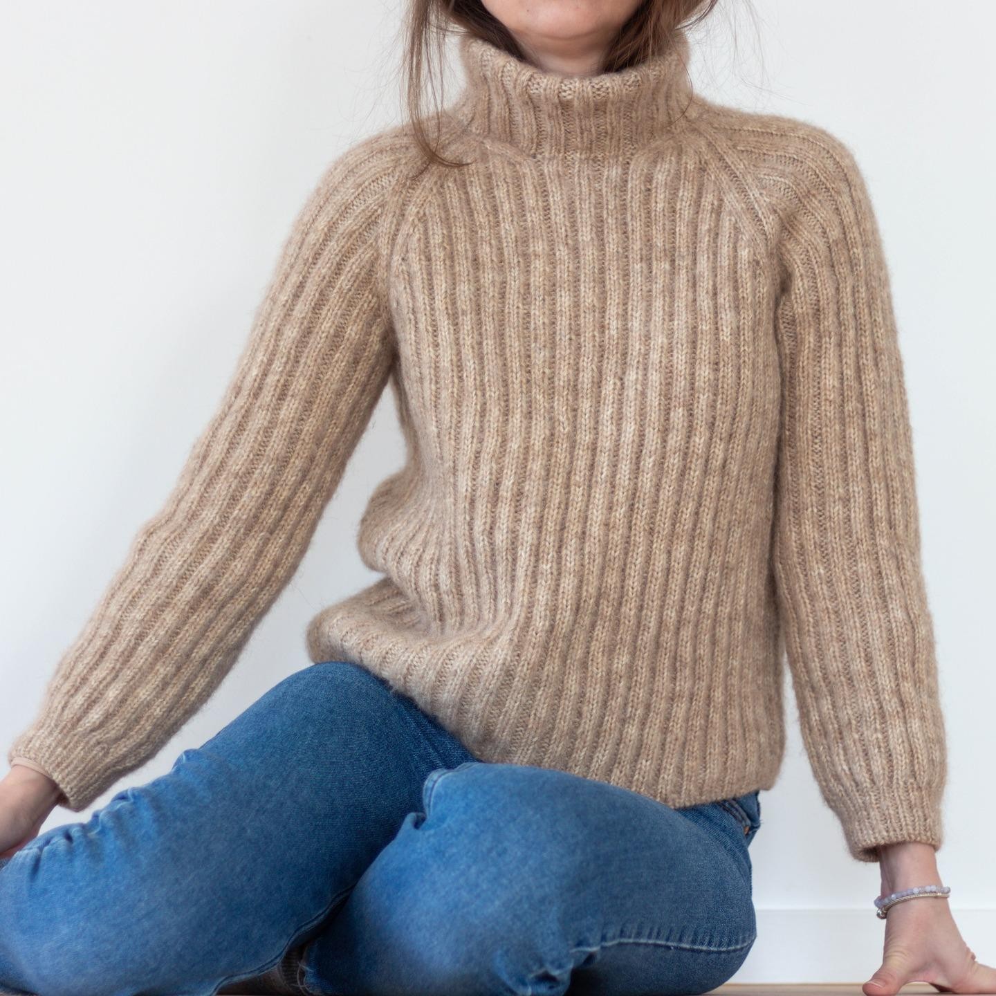 Свитер-реглан спицами