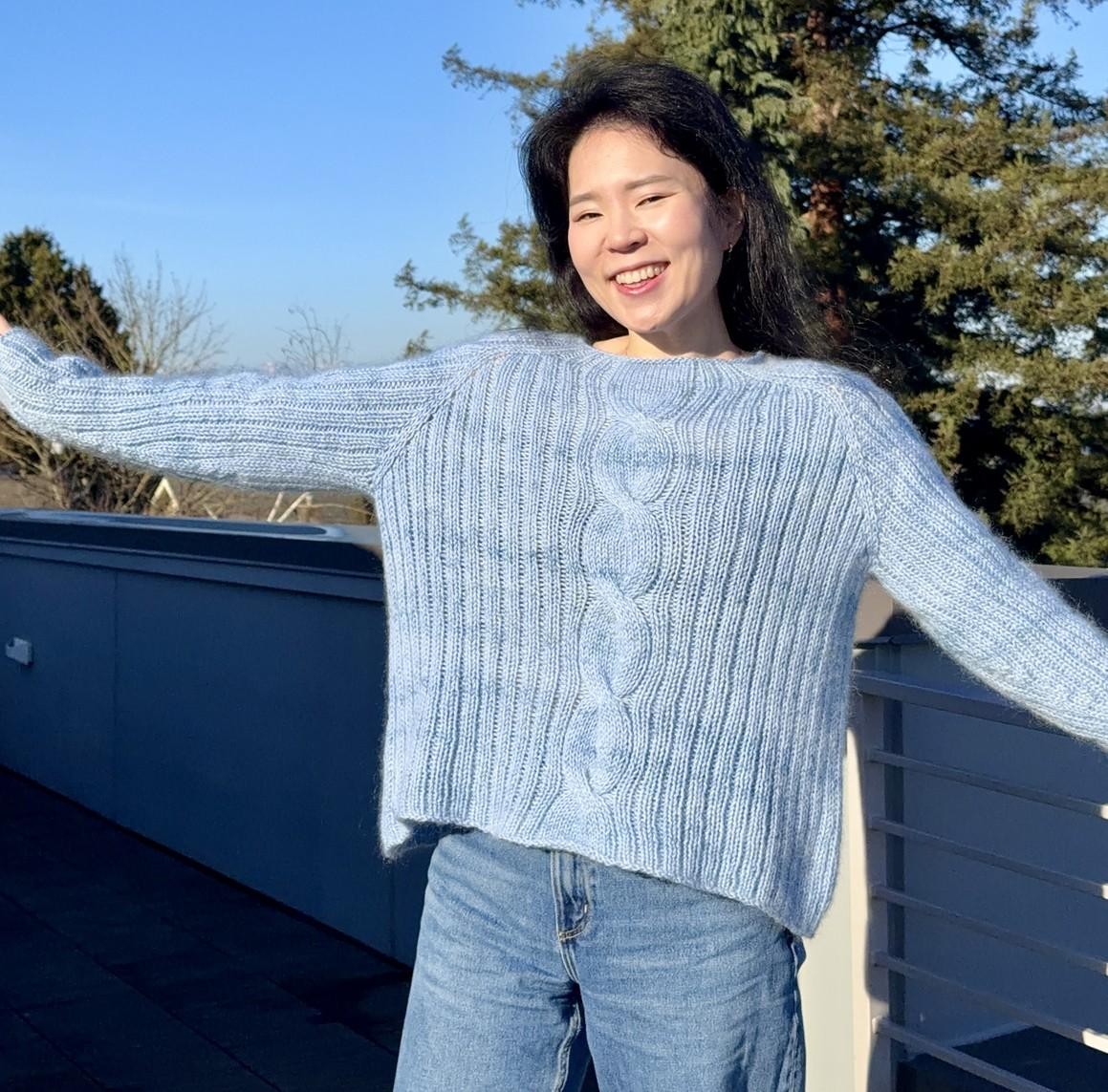 Красивый свитер спицами