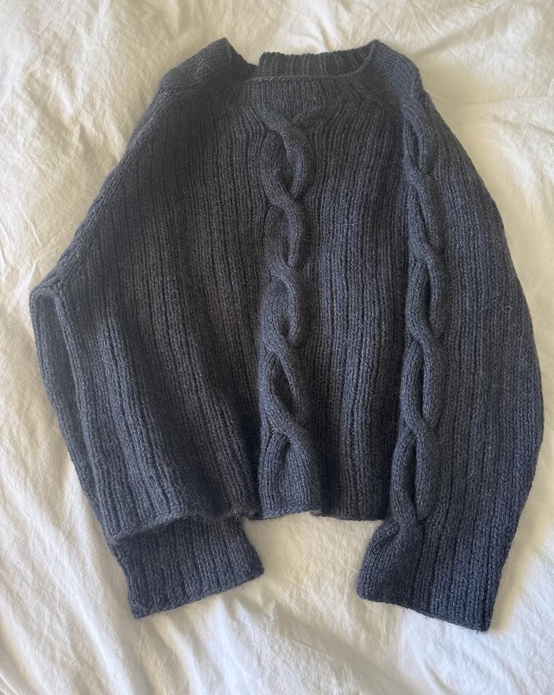 Красивый свитер спицами