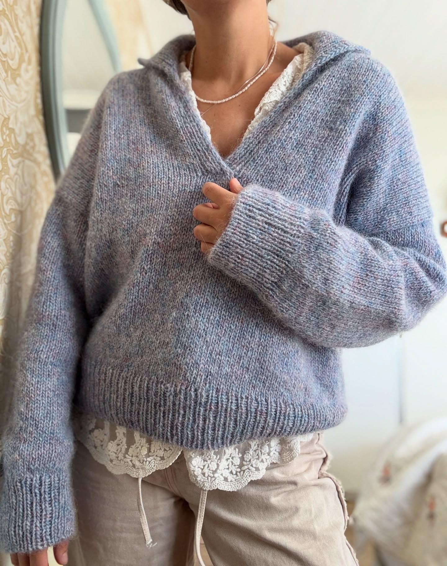 Свитер-поло спицами