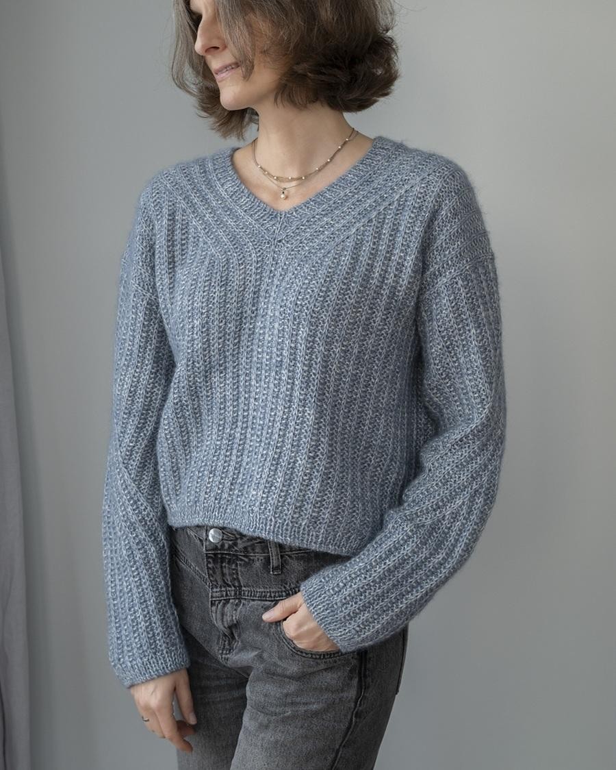 Красивый пуловер спицами