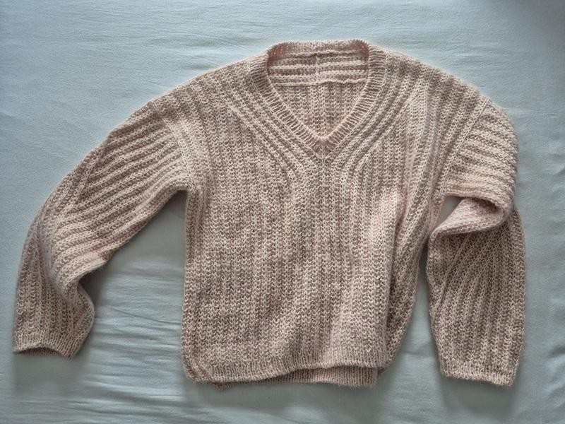 Красивый пуловер спицами