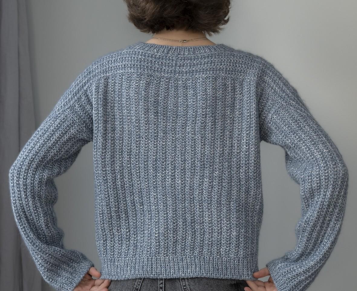 Красивый пуловер спицами