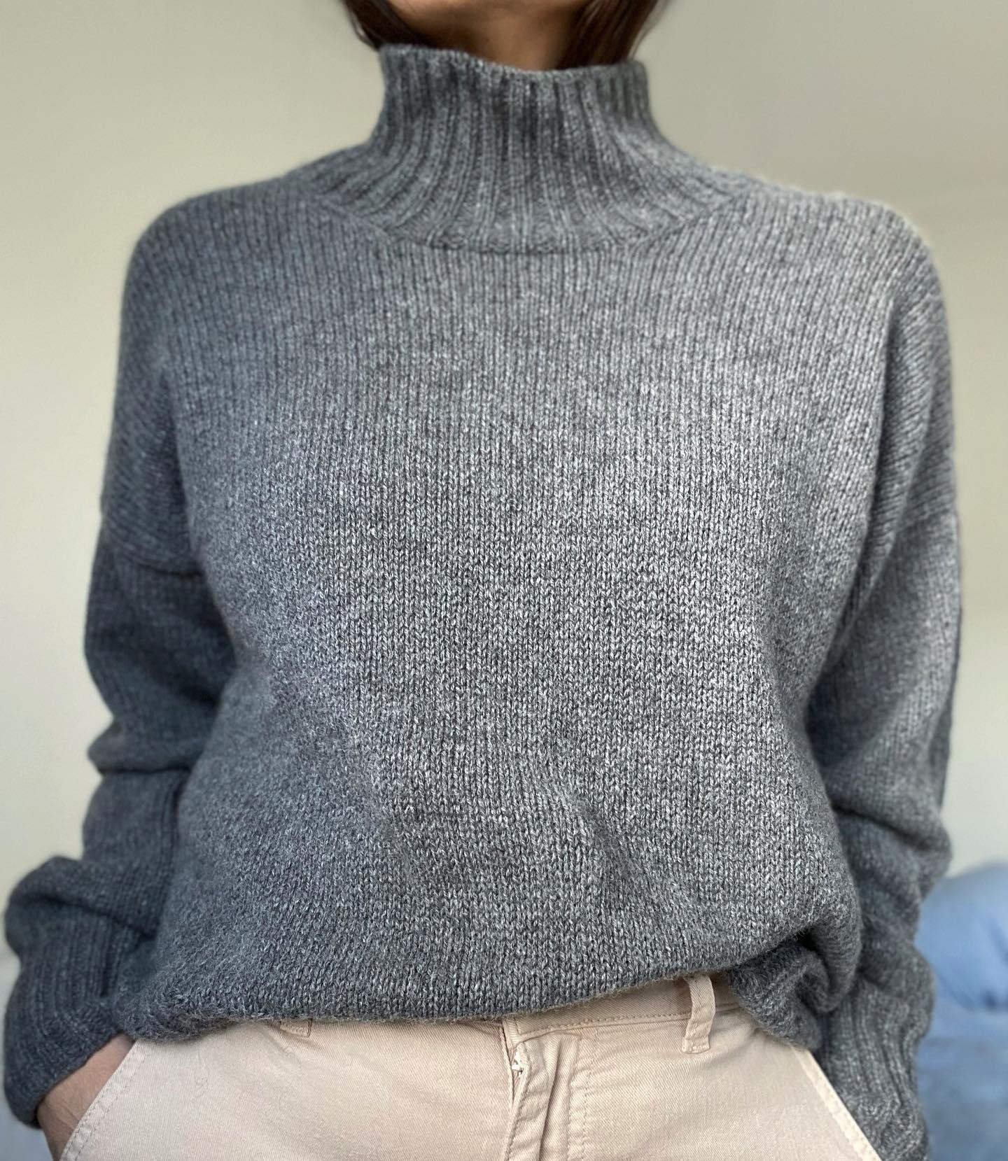 Простой свитер спицами