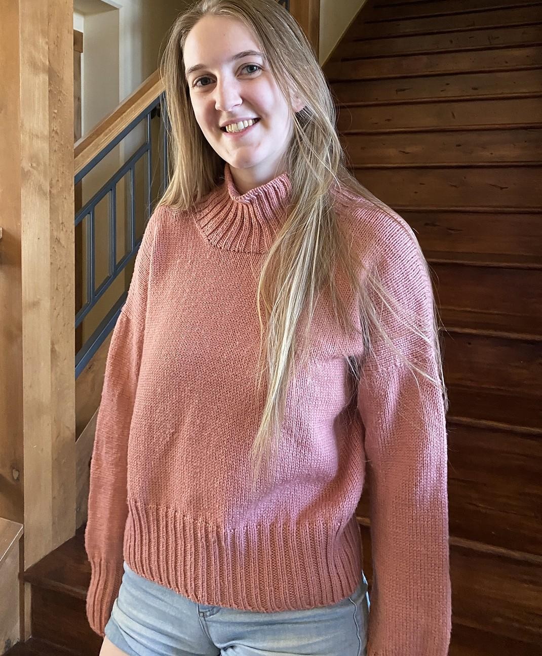 Простой свитер спицами