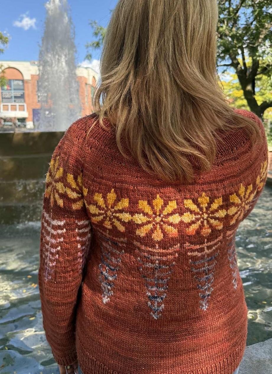 Красивый свитер спицами