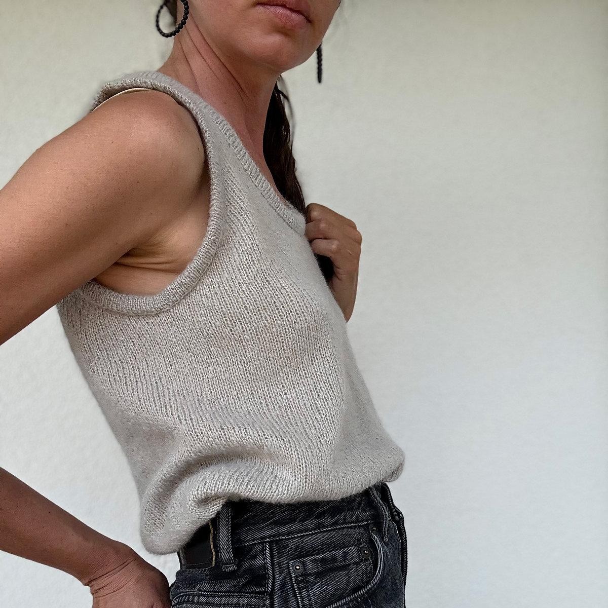 Базовая майка вязаная спицами сверху Super Basic Tank Top