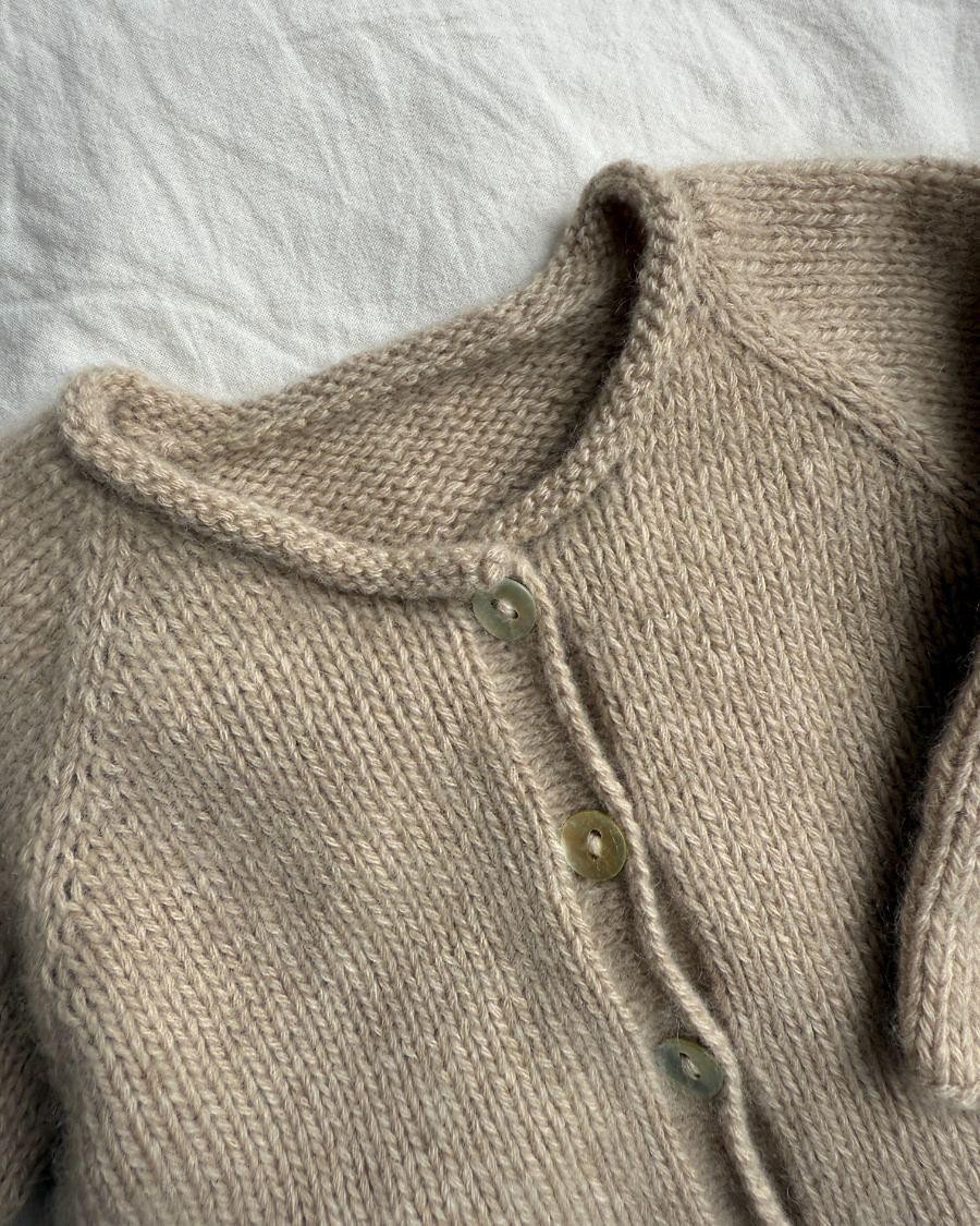Кофточка для новорожденного спицами из кашемира описание