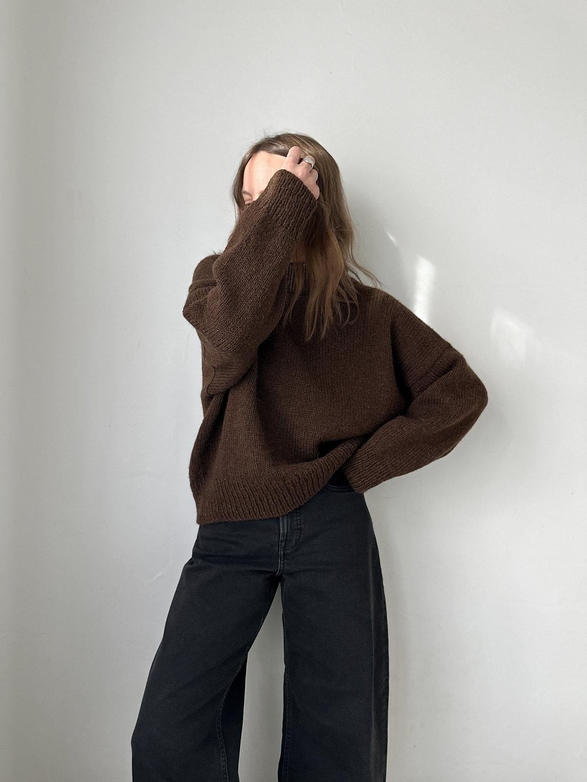 Женский пуловер оверсайз