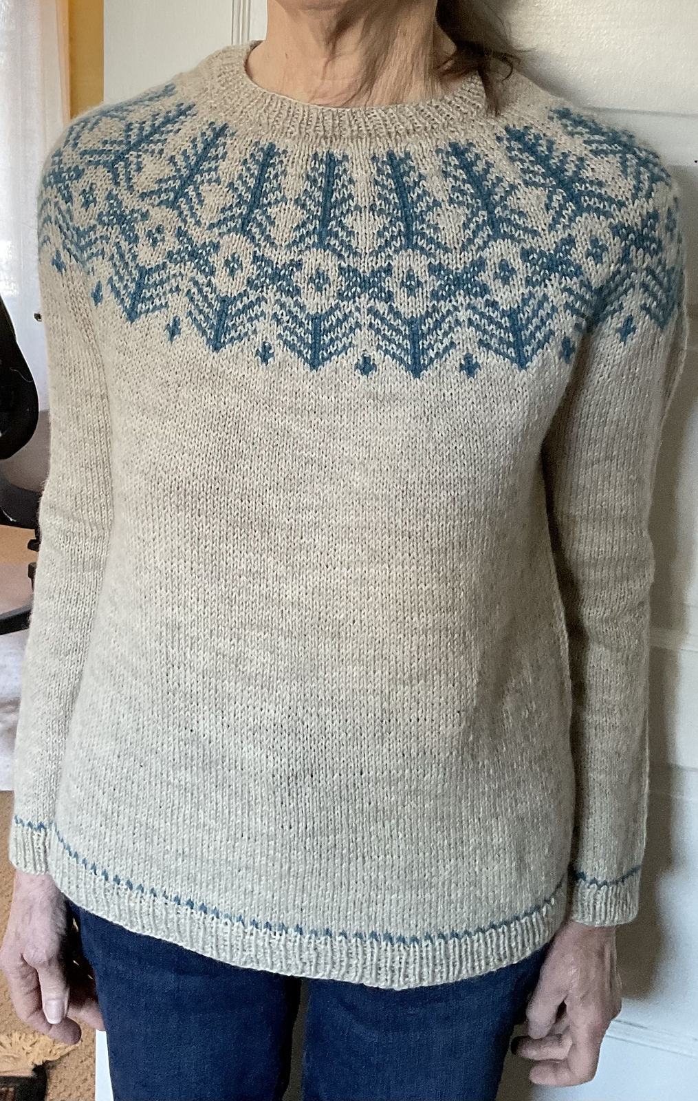 Пуловер сверху описание