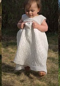 Красивое ажурное платье для девочки Song of the Spruce