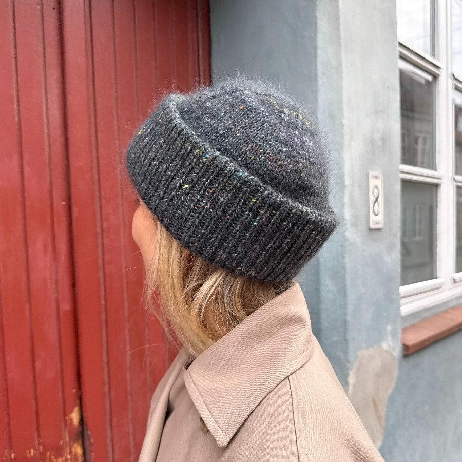 Классическая шапка вязаная спицами Terrazzo Hat