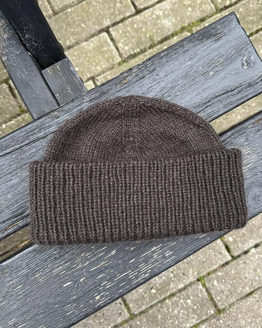 Шапка спицами с описанием