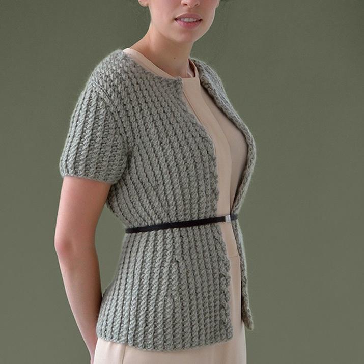 Вязание жакета с коротким рукавом из толстой пряжи Fond, Still