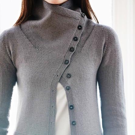 Байкерский жакет Moto спицами с асимметричным воротником спицами