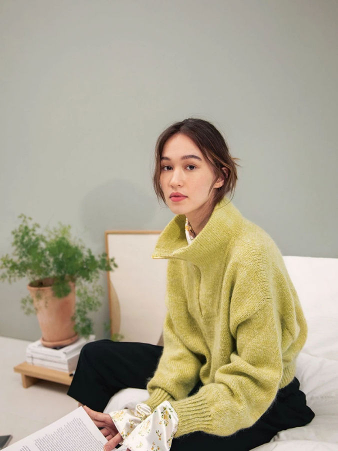 Свитер с воротником на молнии