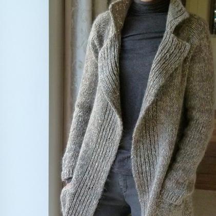 Пальто регланом сверху вниз спицами