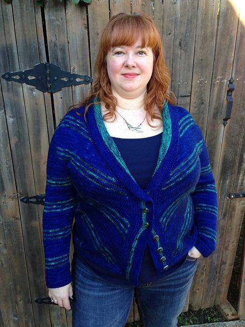 Как вязать кардиган в полоску спицами