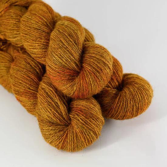 Пряжа для пуловера спицами