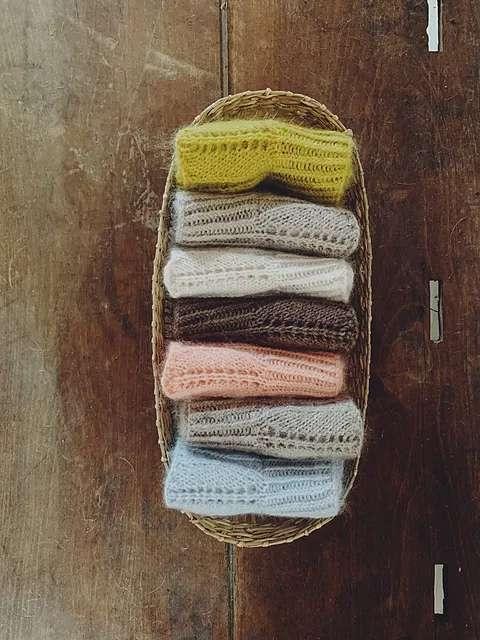 Вязаный ажурный воротник спицами