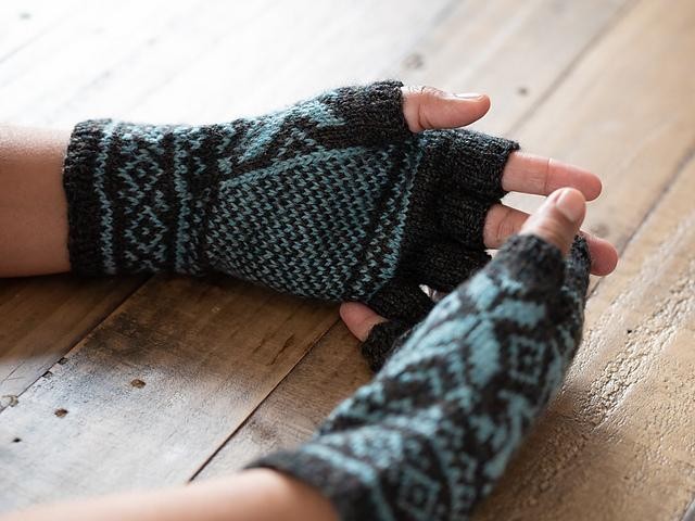 Красивый жаккардовый узор