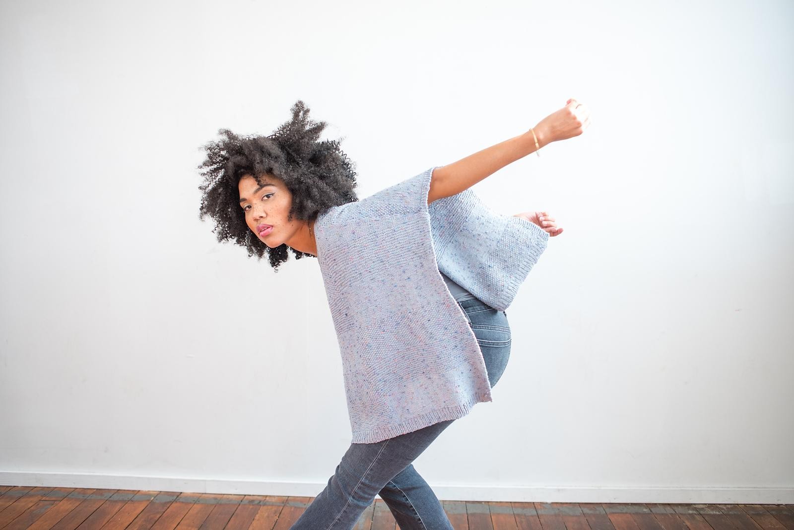 Пончо из летнего твида спицами