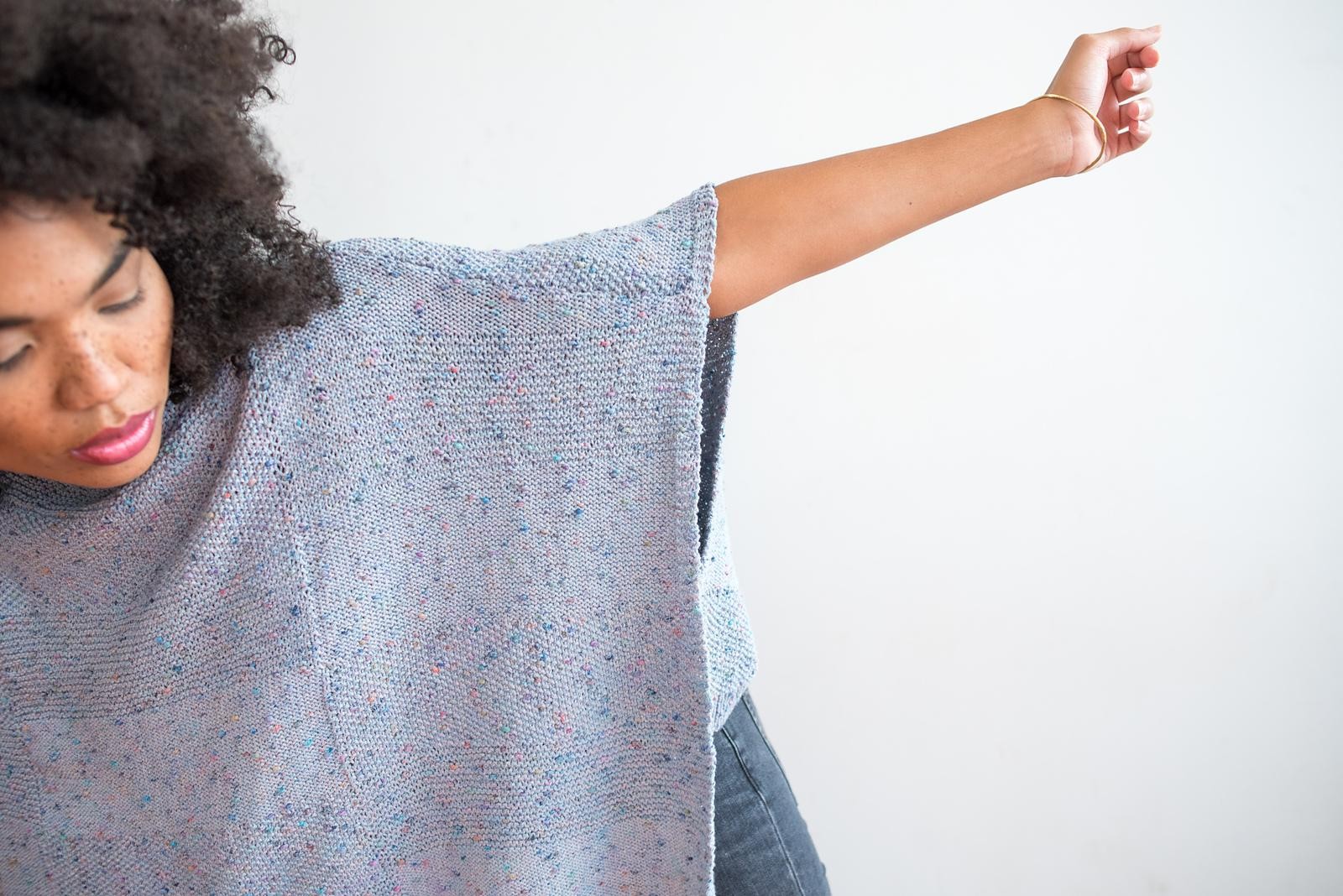 Женское пончо для ветренной погоды