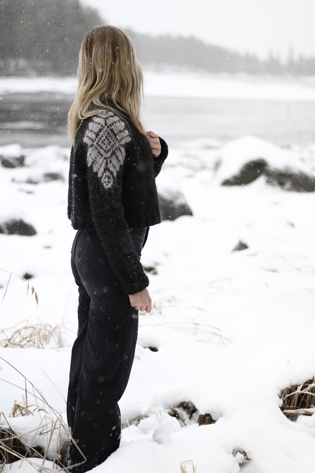 Кардиган из исландской шерсти спицами