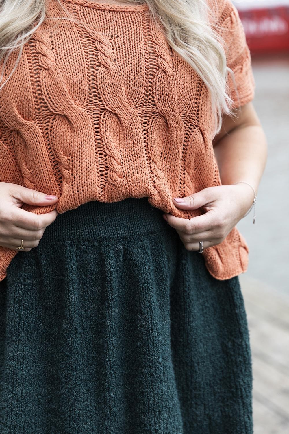 Объемная юбка спицами свободного кроя