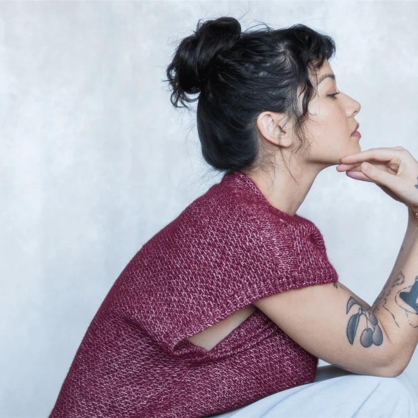 Жилет без застежки спицами