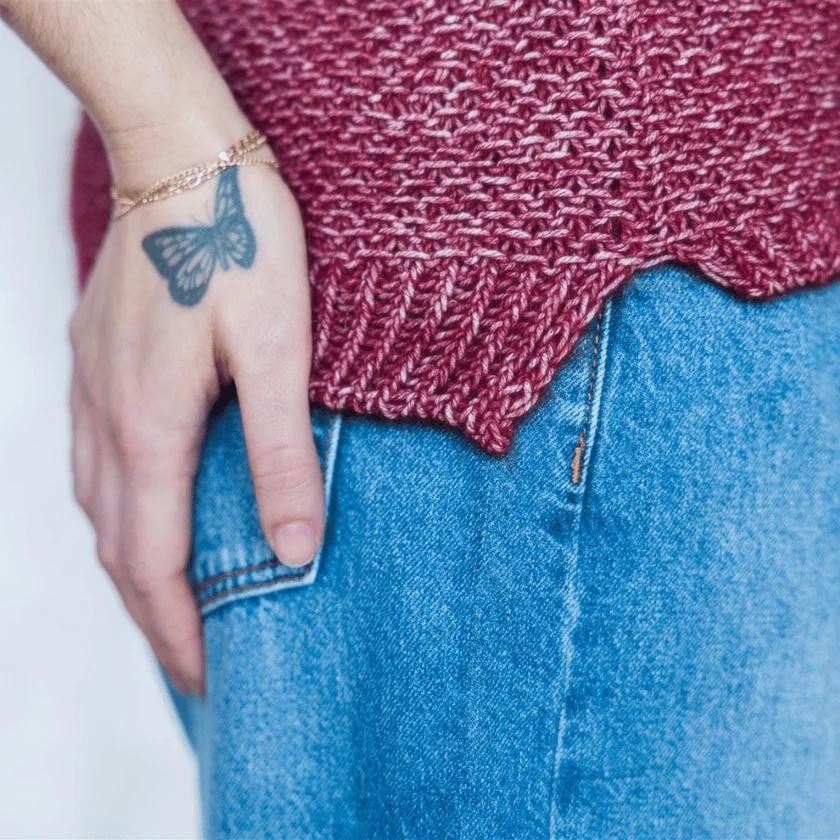 Жилет с небольшими разрезами по низу