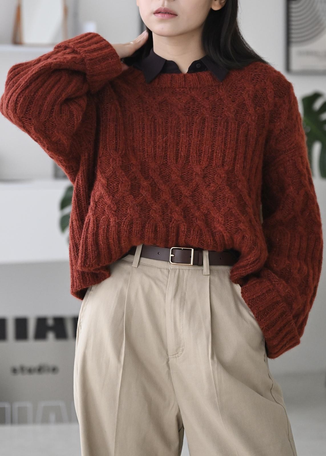 Пуловер спицами сверху вниз без швов