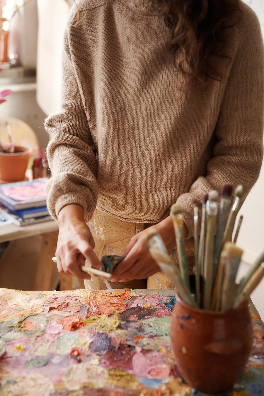 Пуловер из льна спицами 