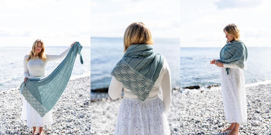 Шаль спицами двухцветной платочной вязкой