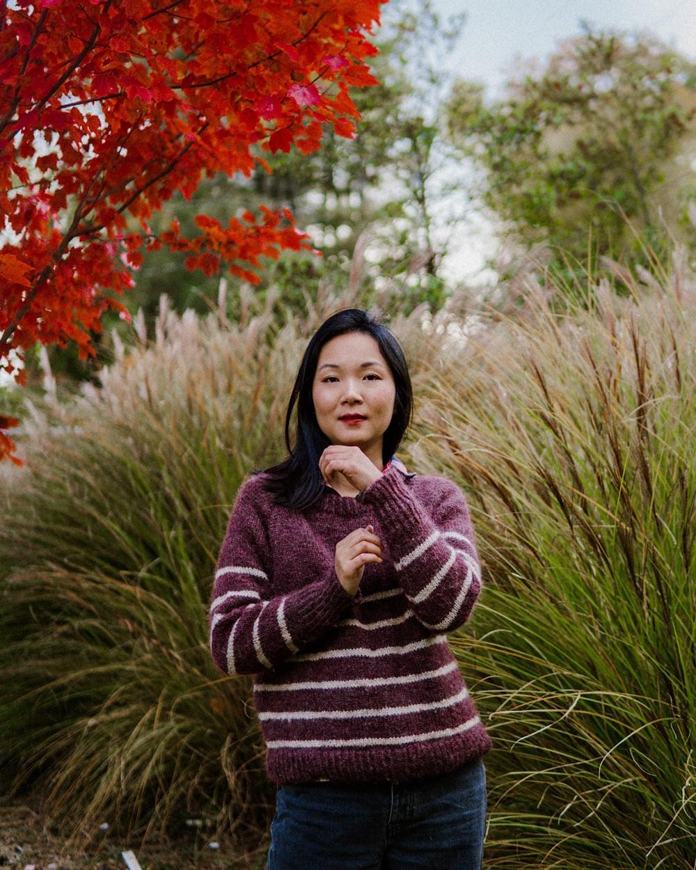 Базовый пуловер спицами свободного кроя