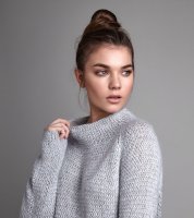 Модный свитер женский из книги 2018 года Calm