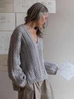 Женский оверсайз пуловер спицами