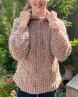 Мохеровый пуловер крючком