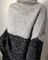 Бесшовный свитер со спущенным плечом