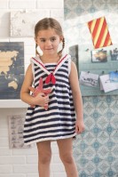 Детское платье с полосками и воротничком