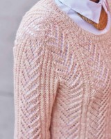 Ажурный женский пуловер спицами