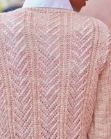 Пуловер узором елочка спицами описание
