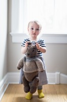 Мишка Тедди в вязанном свитере