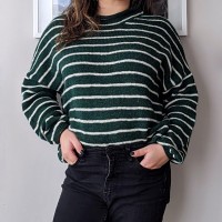 Пуловер в полоску описание