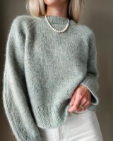 Красивый и элегантный пуловер