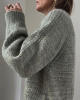 Красивый и элегантный пуловер