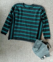 Пуловер в полоску описание